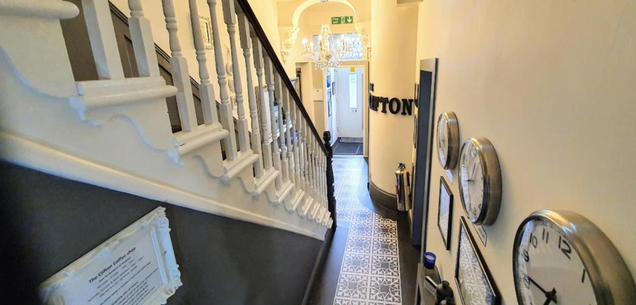 The Clifton Bed and Breakfast South Shields Exteriör bild
