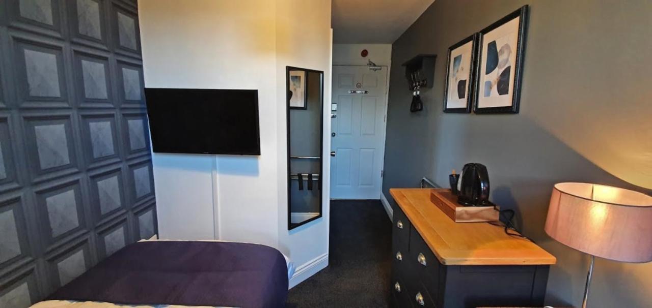 The Clifton Bed and Breakfast South Shields Exteriör bild